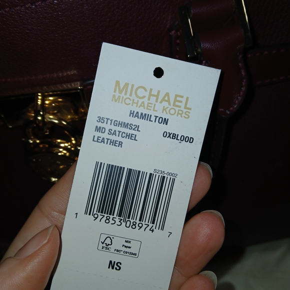 NWOT Michael Kors Oxblood Hamilton Satchel Crossbody Strap Gold Hardware - Picture 8 of 16